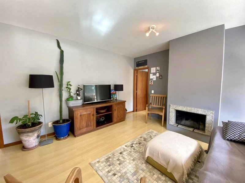 R$ 1.010.000 - APARTAMENTO DE FRENTE - 2 SACADAS - 114M2 - 3 DORMITÓRIOS - LAREIRA - VISTA Avenida João Obino Porto Alegre - 