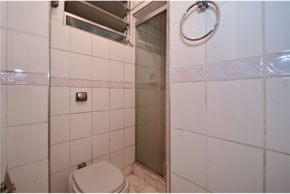 Apartamento à venda com 3 quartos, 148m² - Foto 4