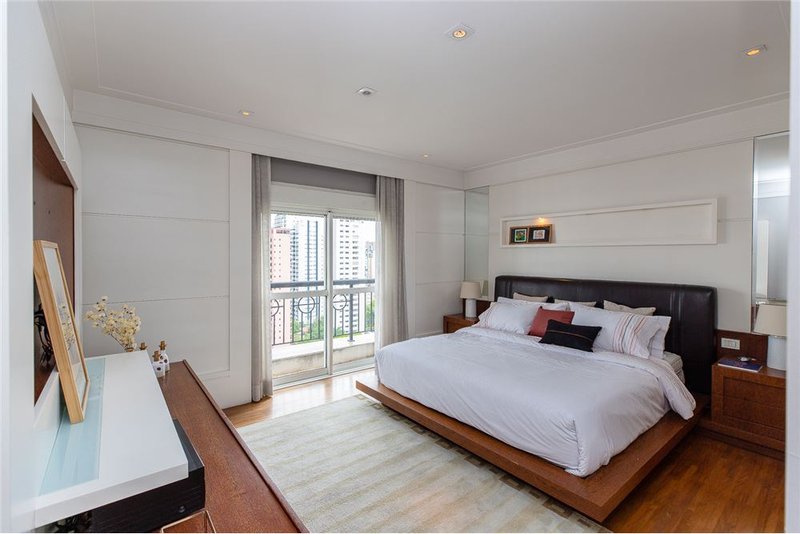 Apartamento a venda em Moema - 3 dormitórios 633m² dos Tupiniquins São Paulo - 