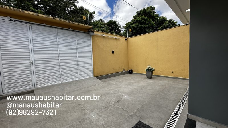 Lindo Duplex PORTEIRA FECHADA, com Piscina no Villa Suíça, CONFIRA! Avenida Santos Dumont Manaus - 