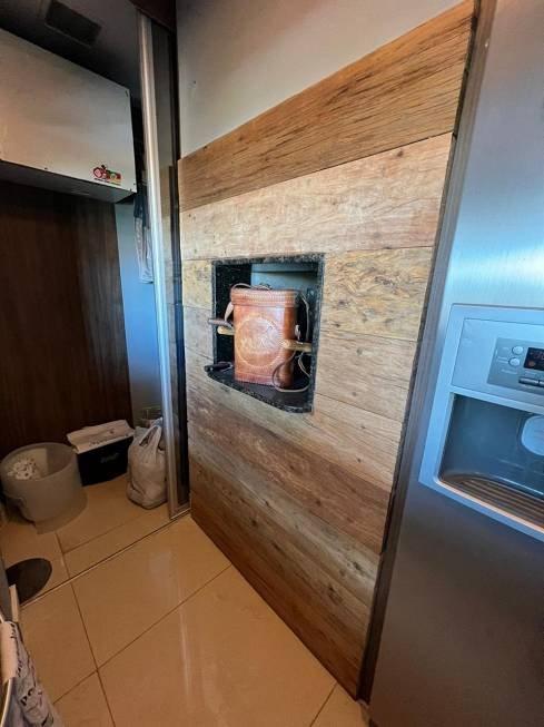 R$ 540.000 - PARIGI - MOBILIADO - 38M2 - 1 SUÍTE - 1 VAGA - VISTA PANORÂMICA Rua Valdir Antônio Lopes Porto Alegre - 