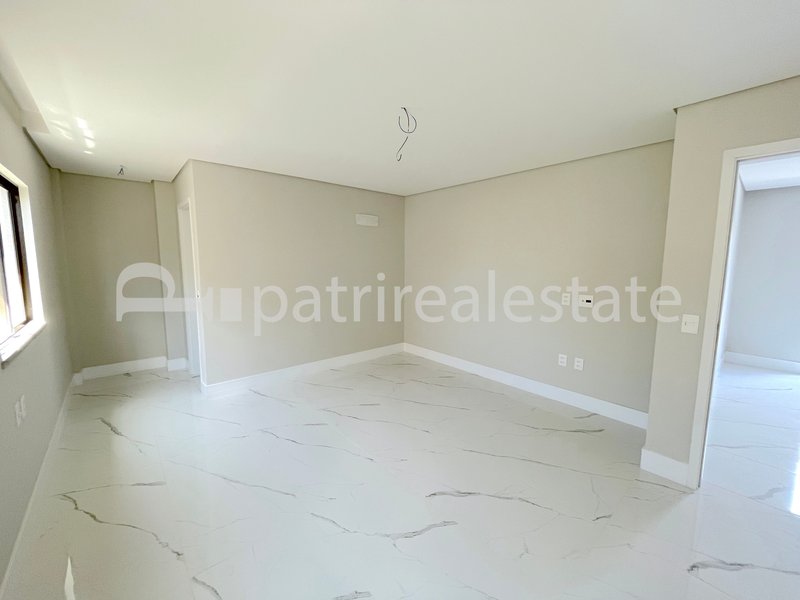 Casa Duplex no Jardins de Ibiza 5 suites 7 wc 6 vagas. Sup. 325,80 m² Coaçu - Eusebio - CE Rodovia, CE-040Avenida Nova do Contorno Eusébio - 