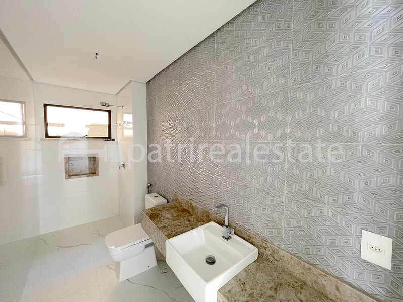 Casa Duplex no Jardins de Ibiza 5 suites 7 wc 6 vagas. Sup. 325,80 m² Coaçu - Eusebio - CE Rodovia, CE-040Avenida Nova do Contorno Eusébio - 