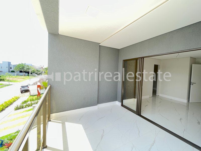 Casa Duplex no Jardins de Ibiza 5 suites 7 wc 6 vagas. Sup. 325,80 m² Coaçu - Eusebio - CE Rodovia, CE-040Avenida Nova do Contorno Eusébio - 