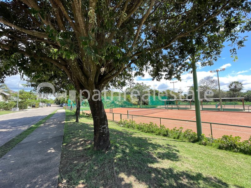 Casa Duplex no Jardins de Ibiza 5 suites 7 wc 6 vagas. Sup. 325,80 m² Coaçu - Eusebio - CE Rodovia, CE-040Avenida Nova do Contorno Eusébio - 