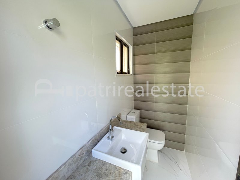Casa Duplex no Jardins de Ibiza 4 suites 6 wc 6 vagas. Sup. 322 m² Coaçu - Eusebio - CE Rodovia, CE-040 Eusébio - 