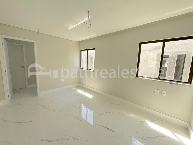 Casa Duplex no Jardins de Ibiza 4 suites 6 wc 6 vagas. Sup. 322 m² Coaçu - Eusebio - CE Rodovia, CE-040 Eusébio - 
