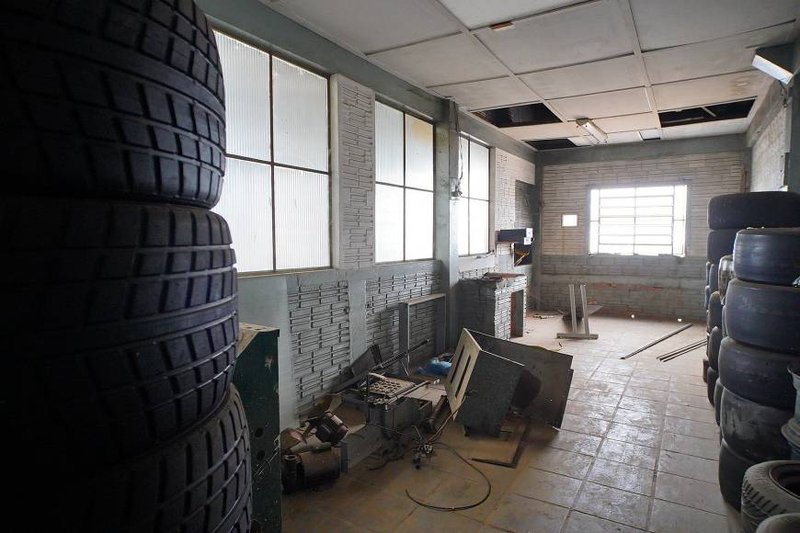 R$ 780.000 - ÓTIMO PAVILHÃO/DEPÓSITO - 370M2 - MEZANINO - VAGAS Rua Ouro Preto Porto Alegre - 