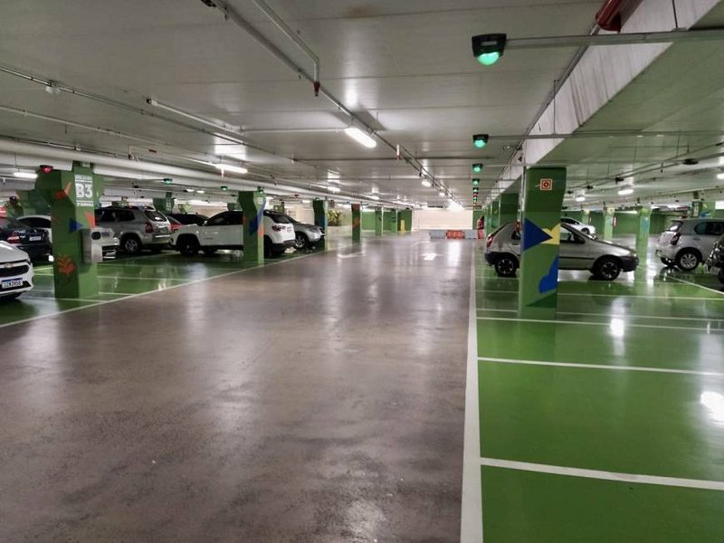 R$ 850.000 - BARRA SHOPPING SUL - DIAMOND TOWER - SALA ALTO PADRÃO - 87M2 - 1 VAGA Avenida Diário de Notícias Porto Alegre - 