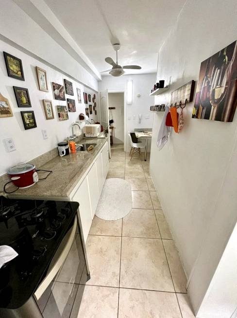 R$ 750.000 - EXCELENTE APARTAMENTO - DE FRENTE - 106M2 - SEMIMOBILIADO - 3 DORM - 1 VAGA - Porto Alegre - 
