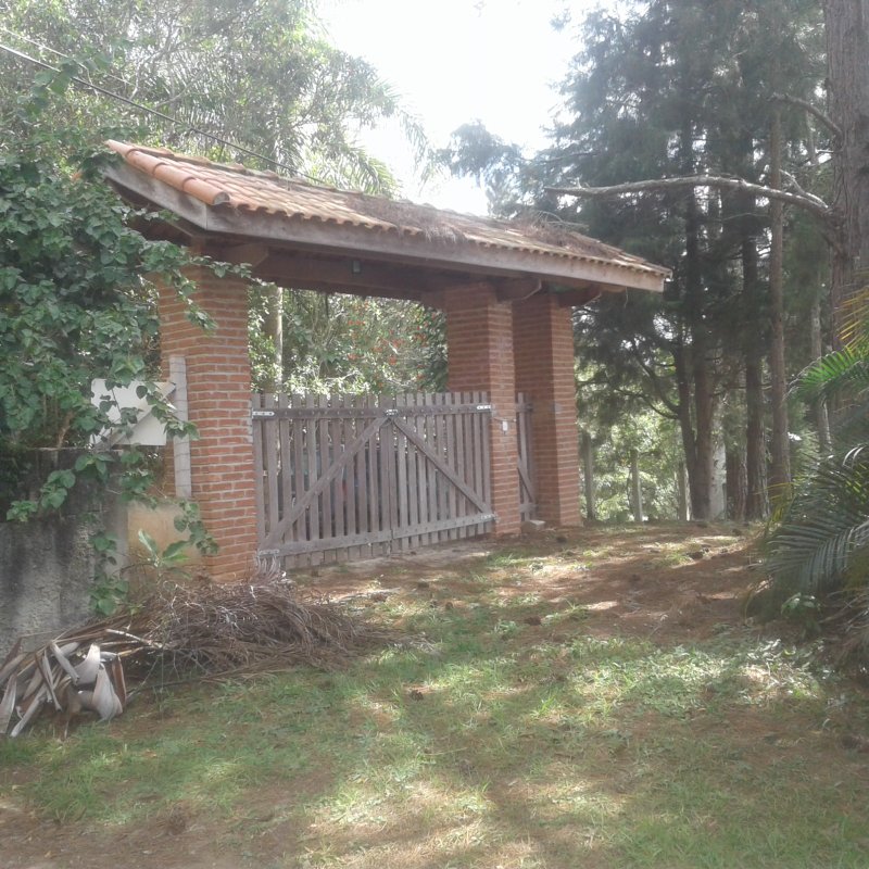 CHACARA COM 4.500 METROS NO CONDOMINIO RECANTO DOS PASSAROS EM JACAREI SP - Jacareí - 