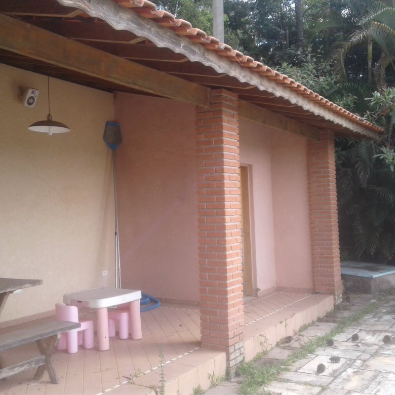 CHACARA COM 4.500 METROS NO CONDOMINIO RECANTO DOS PASSAROS EM JACAREI SP - Jacareí - 