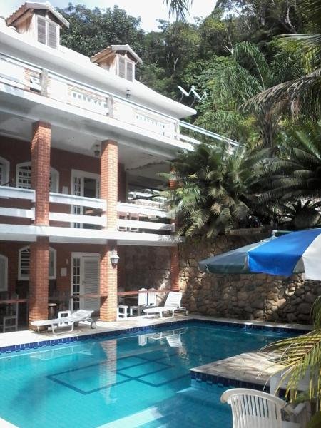 POUSADA EM CONDOMINIO COM 2.500 METROS EM CARAGUATATUBA SP - Caraguatatuba - 