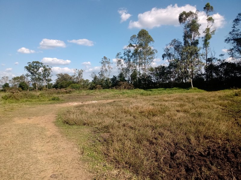 SITIO COM 5 ALQUEIRES EM CAÇAPAVA SP - Caçapava - 