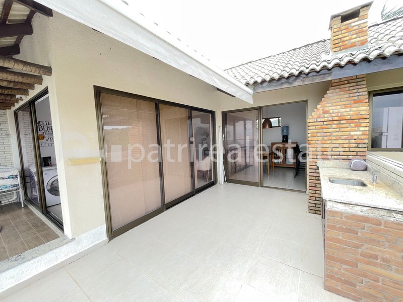 Cobertura duplex 3 Suites 4 wc 3 Vagas 127 m² Praia do Japão - Prainha - Aquiraz - CE R. Dr. Arimatéia Monte, Lot. Parque das Fontes Aquiraz - 