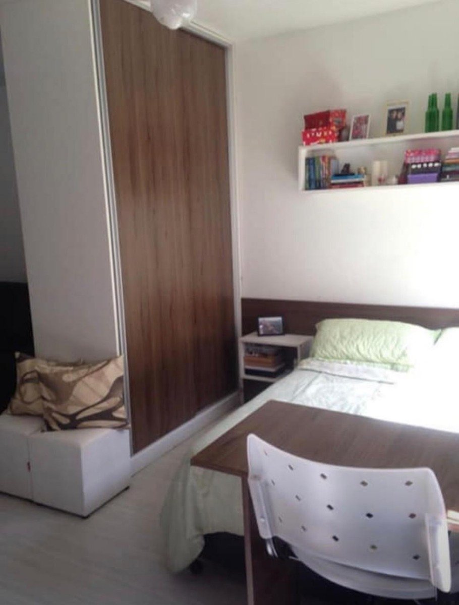 Apartamento à venda com 1 quarto, 35m² - Foto 2