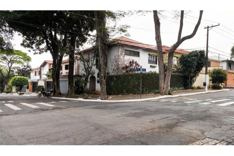Casa a venda no Planalto Paulista - 1 suíte 280m² Av Irerê São Paulo - 
