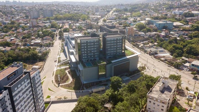 R$ 450.000 - LINKED TERESÓPOLIS - EXCELENTE STUDIO - 35M2 - ANDAR ALTO - 1 VAGA - INFRA - Porto Alegre - 