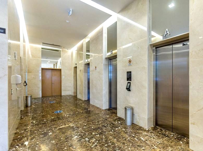 R$ 410.000 - MEDPLEX SANTANA - EXCELENTE SALA COMERCIAL - 37M2 - BLANC HOSPITAL Rua Gomes Jardim Porto Alegre - 