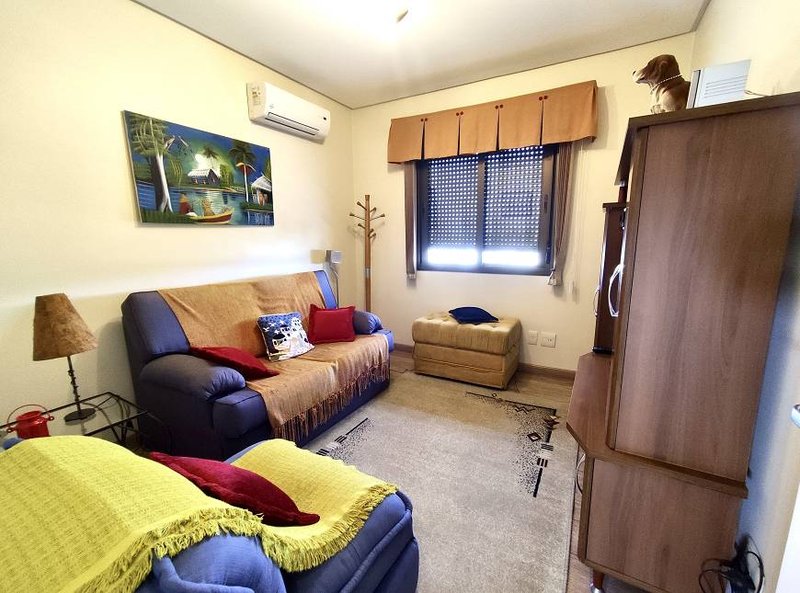 R$ 1.199.000 - ANDAR ALTÍSSIMO - 126M2 - 3 DORM - SUÍTE - LAREIRA - 3 VAGAS - INFRA - Porto Alegre - 