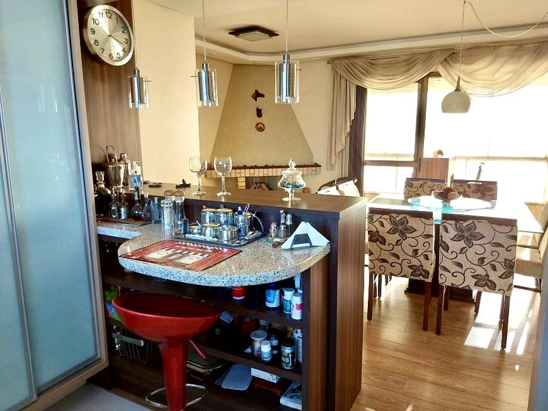 R$ 1.199.000 - ANDAR ALTÍSSIMO - 126M2 - 3 DORM - SUÍTE - LAREIRA - 3 VAGAS - INFRA - Porto Alegre - 