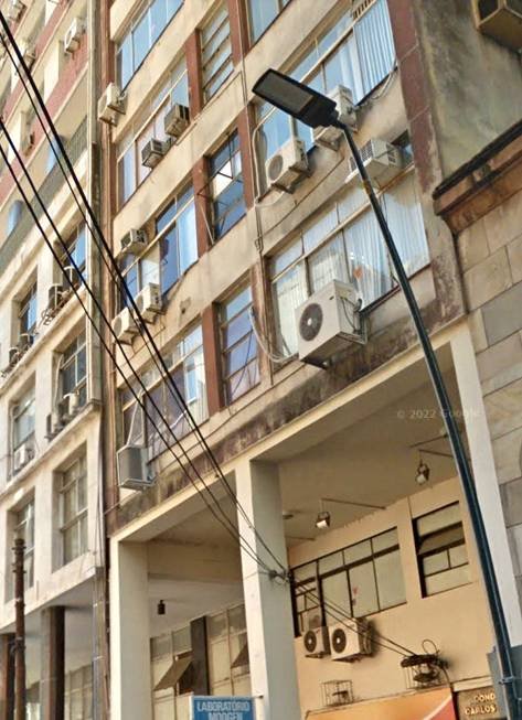 R$ 90.000 - EXCELENTE SALA COMERCIAL - 46M2 - ELEVADORES - PORTARIA - ANDAR ALTO - Porto Alegre - 