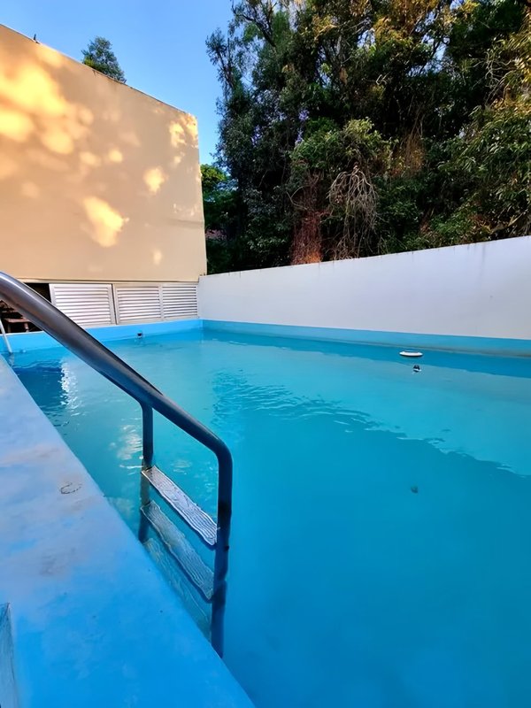 R$ 1.490.000 - ANDAR ALTO - ENCOSTA DO POENTE - 321M2 - 3 DORM - SUÍTE - PISCINA - 2 VAGAS Rua Monroe Porto Alegre - 