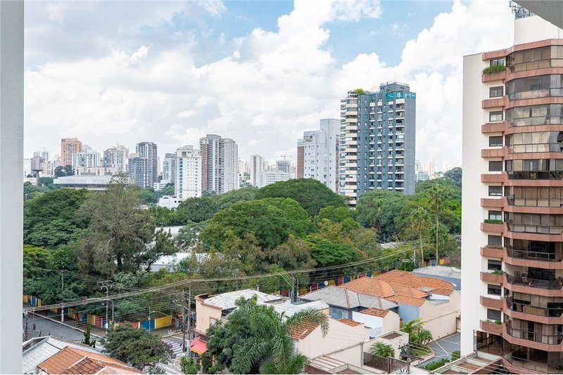 Apartamento em Moema com 24m² Chibarás São Paulo - 