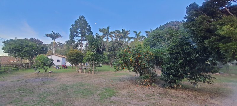 CHÁCARA COM 5.000 METROS EM LAGOINHA/SÃO PAULO - LAGOINHA - 