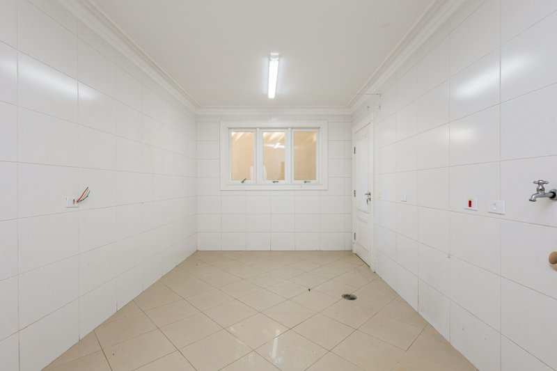 Casa para venda com 595 m² e 5 quartos em Jardim Guedala  São Paulo - 