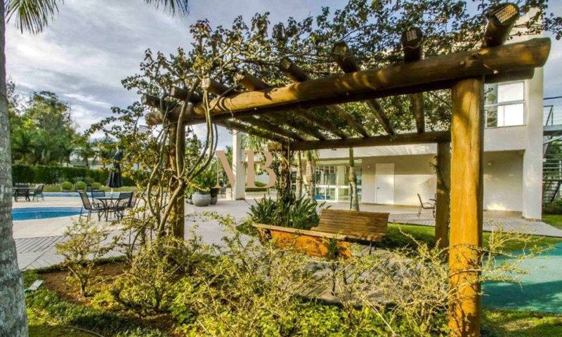 R$ 3.720.000 - 563m² - OPORTUNIDADE NO HAMBURGO VILLAGE 4 ESTAÇÕES - 4 SUÍTES - 4 VAGAS Rua Mundo Novo Novo Hamburgo - 