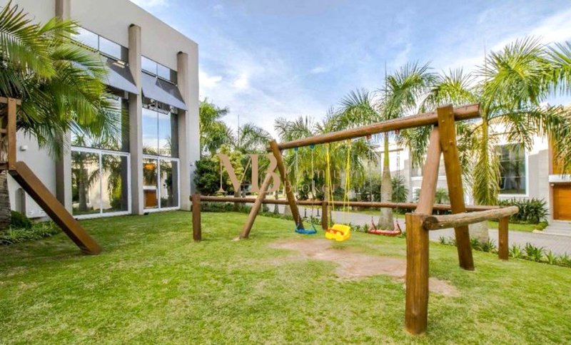 R$ 3.720.000 - 563m² - OPORTUNIDADE NO HAMBURGO VILLAGE 4 ESTAÇÕES - 4 SUÍTES - 4 VAGAS Rua Mundo Novo Novo Hamburgo - 