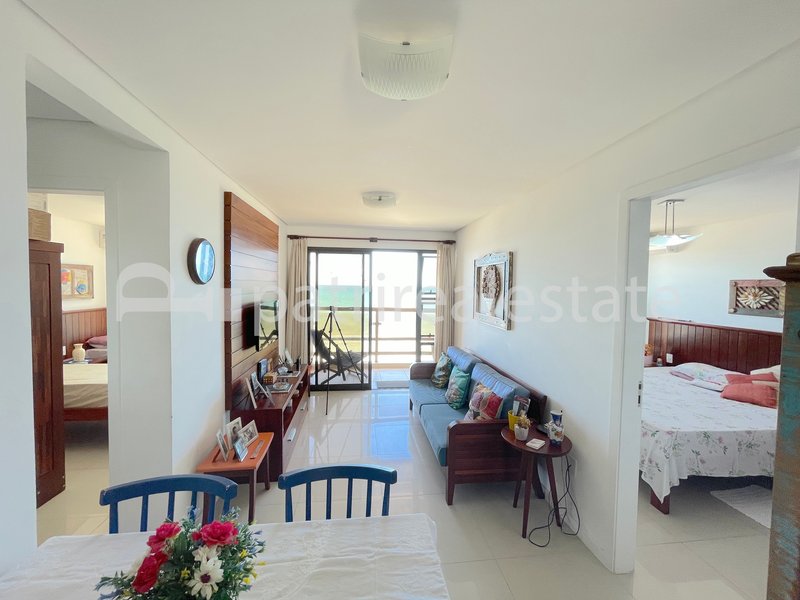 Apartamento pé na Areia com 67 m² com 2 quartos 2 wc e 1 vaga. Cumbuco - Caucaia – CE R. do Clube da Polícia Federal Caucaia - 