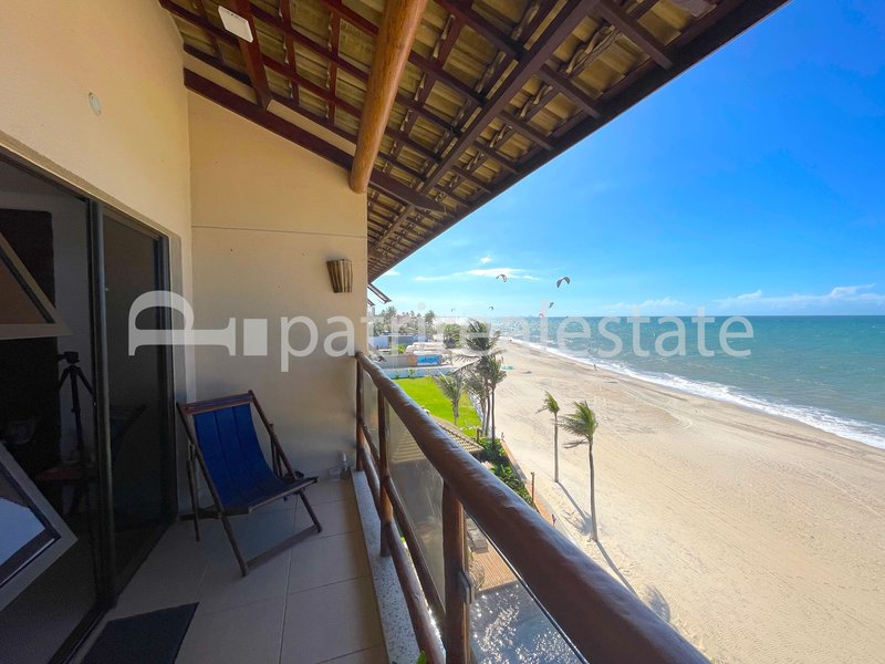 Apartamento pé na Areia com 67 m² com 2 quartos 2 wc e 1 vaga. Cumbuco - Caucaia – CE R. do Clube da Polícia Federal Caucaia - 