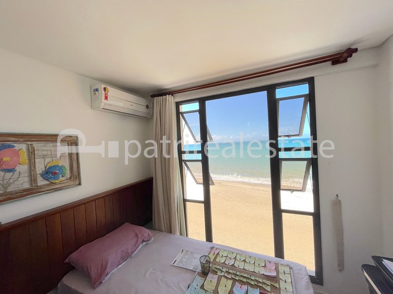 Apartamento pé na Areia com 67 m² com 2 quartos 2 wc e 1 vaga. Cumbuco - Caucaia – CE R. do Clube da Polícia Federal Caucaia - 