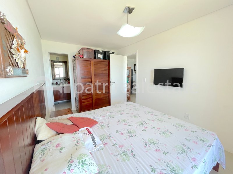 Apartamento pé na Areia com 67 m² com 2 quartos 2 wc e 1 vaga. Cumbuco - Caucaia – CE R. do Clube da Polícia Federal Caucaia - 