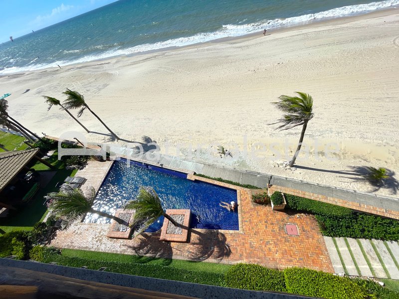 Apartamento pé na Areia com 67 m² com 2 quartos 2 wc e 1 vaga. Cumbuco - Caucaia – CE R. do Clube da Polícia Federal Caucaia - 