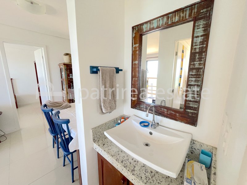 Apartamento pé na Areia com 67 m² com 2 quartos 2 wc e 1 vaga. Cumbuco - Caucaia – CE R. do Clube da Polícia Federal Caucaia - 