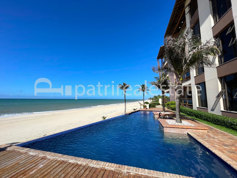 Apartamento pé na Areia com 67 m² com 2 quartos 2 wc e 1 vaga. Cumbuco - Caucaia – CE R. do Clube da Polícia Federal Caucaia - 