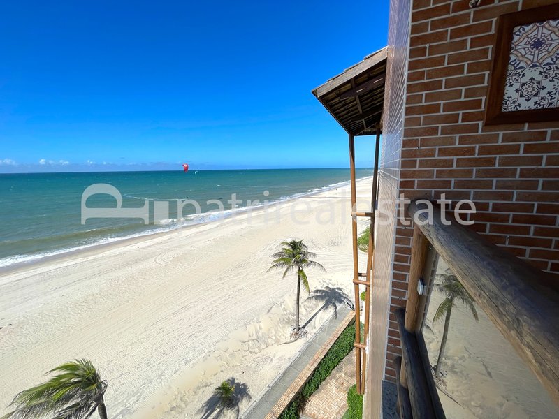 Apartamento pé na Areia com 67 m² com 2 quartos 2 wc e 1 vaga. Cumbuco - Caucaia – CE R. do Clube da Polícia Federal Caucaia - 