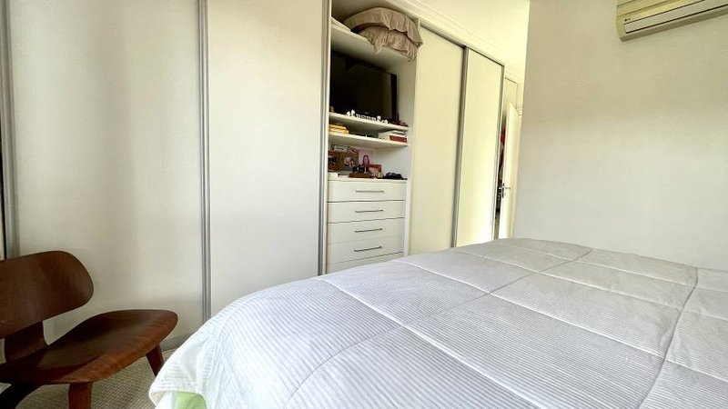 R$ 1.345.000 - MARAVILHOSO APARTAMENTO - 117M2 - 3 DORMITÓRIOS - 2 VAGAS - INFRAESTRUTURA Rua Líbero Badaró Porto Alegre - 
