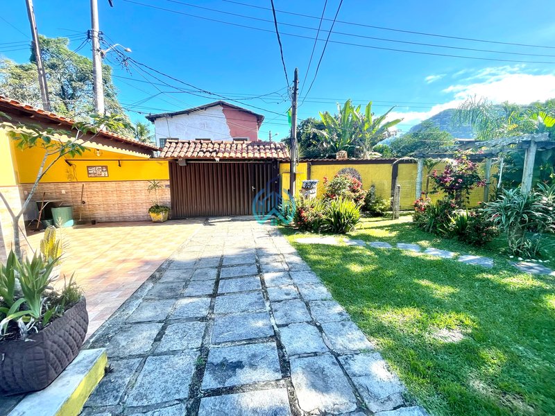 Vendendo casa mini sítio em Guapimirim Rua Henrique de Sá Freire Burity Guapimirim - 