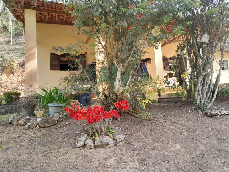 SITIO COM 66.400 METROS EM NATIVIDADE DA SERRA SP - NATIVIDADE DA SERRA - 