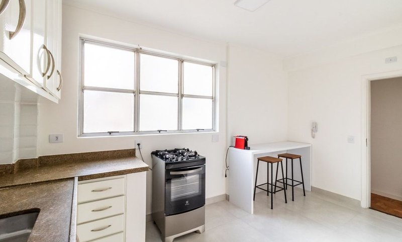 Apartamento de 106m², 3 quartos em Pinheiros Rua Simão Álvares São Paulo - 
