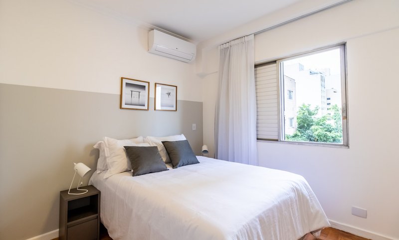 Apartamento de 106m², 3 quartos em Pinheiros Rua Simão Álvares São Paulo - 