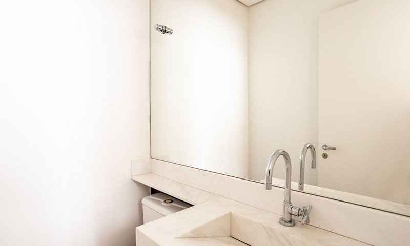 Apartamento de 160m², 3 quartos em Pinheiros Rua Cristiano Viana São Paulo - 