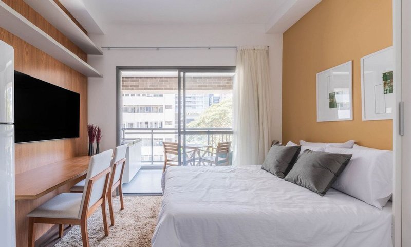 Studio mobiliado pronto para morar Rua dos Pinheiros São Paulo - 