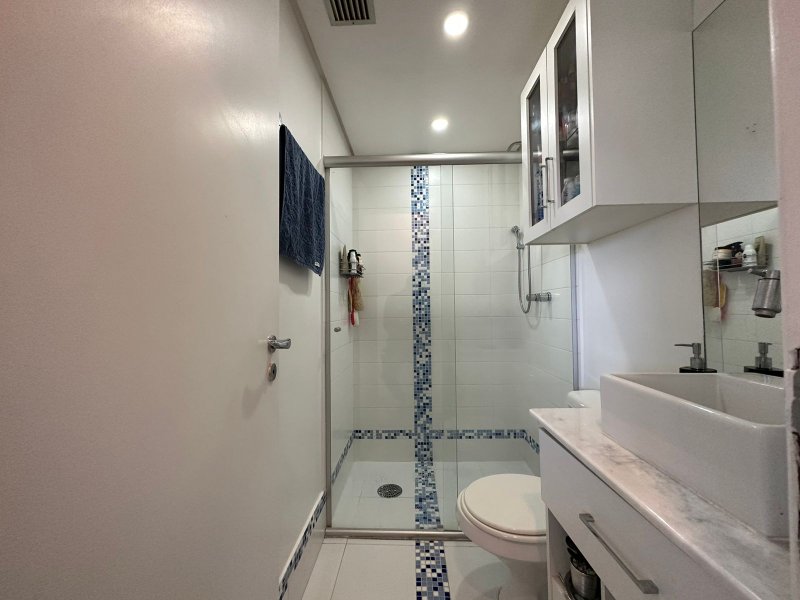 Oportunidade próxima ao metrô Vila Madalena Rua Oscar Caravelas São Paulo - 