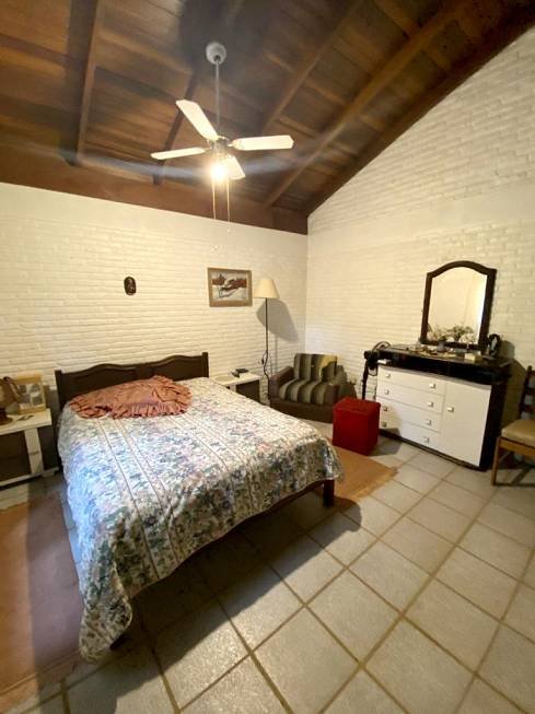 R$ 1.299.000 - CONDOMÍNIO INTERLAGOS - LAGOA - ÓTIMA CASA - 220M2 - 3 DORMITÓRIOS - VAGAS Rua da Lagoa Osório - 