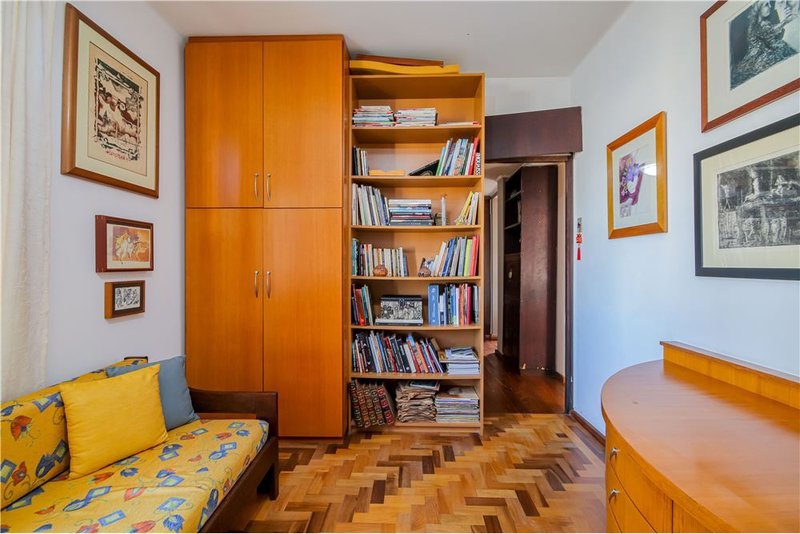 Encantador Apartamento 2 dormitórios, 1 vaga Ramiro Barcelos Porto Alegre - 
